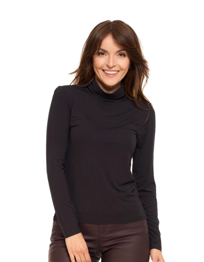 O bluza clasică din bumbac