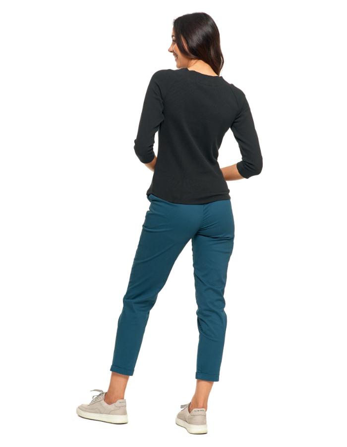 O bluza clasică din bumbac