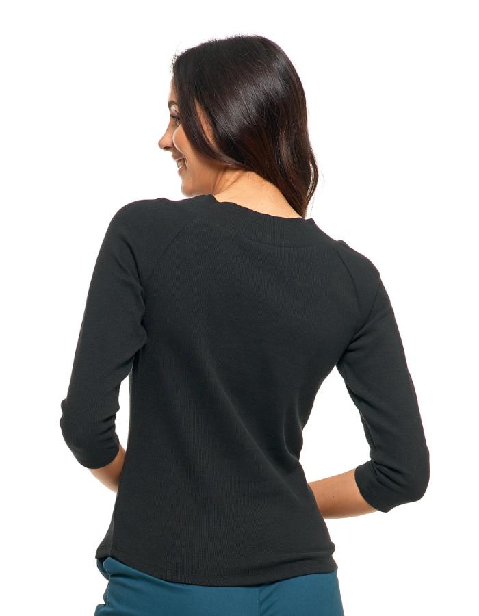 O bluza clasică din bumbac