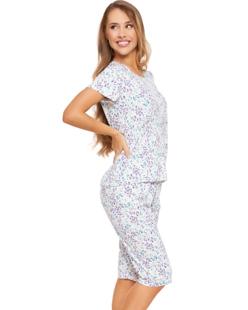 Pijama din vascoza cu maneca scurta si pantalon 3/4