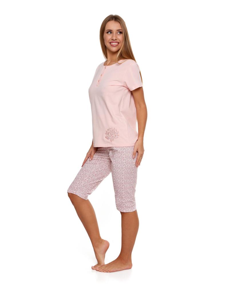 Pijama roz cu maneca scurta si pantalon 3/4