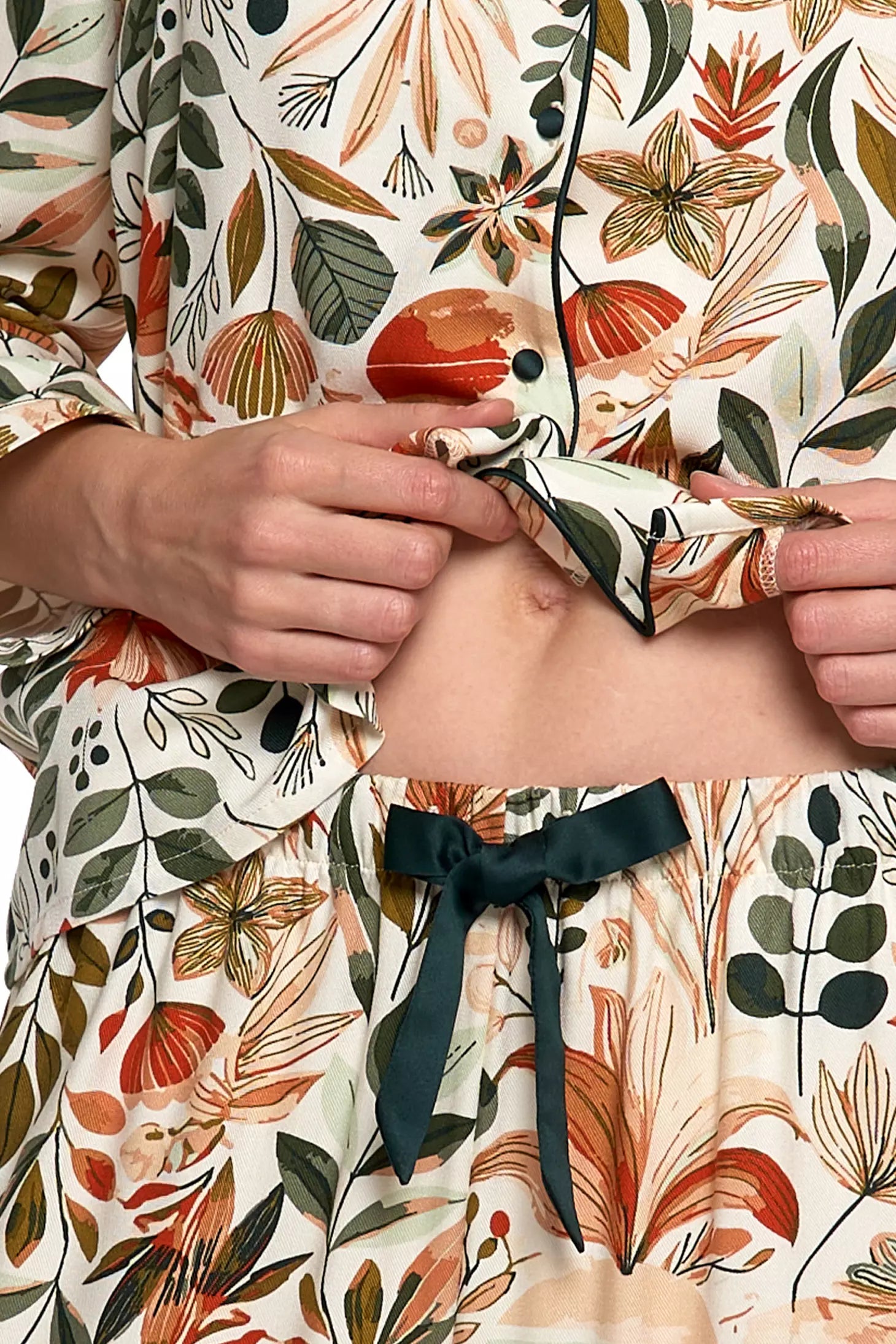 Pijama femei inflorata, viscoza