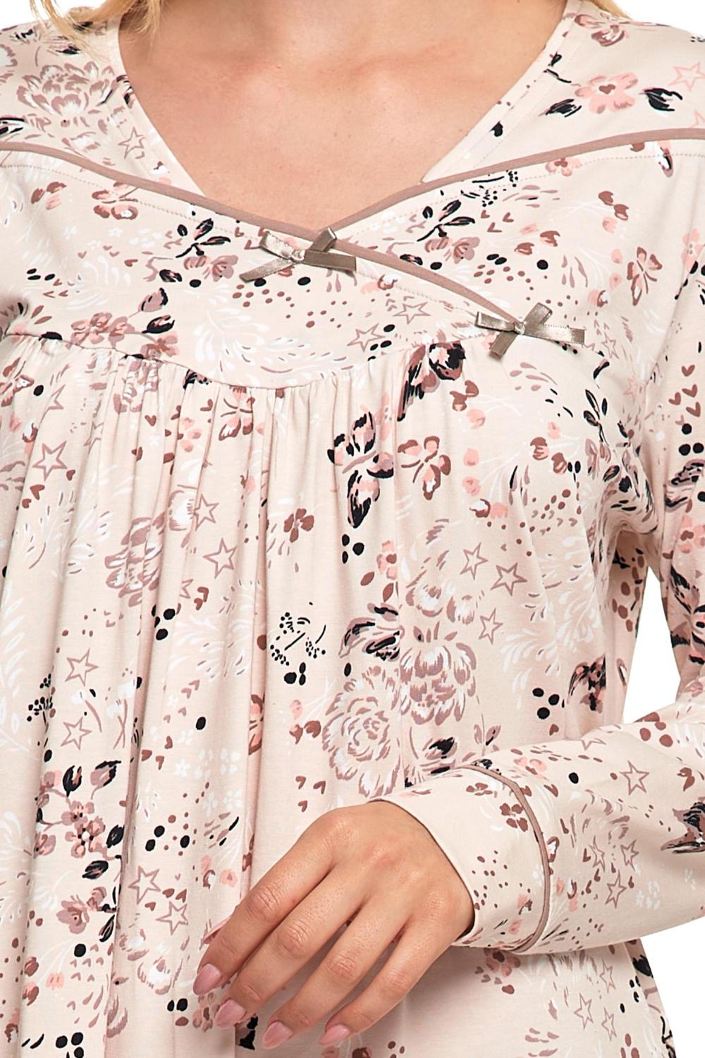 Cămașa de noapte cu print floral