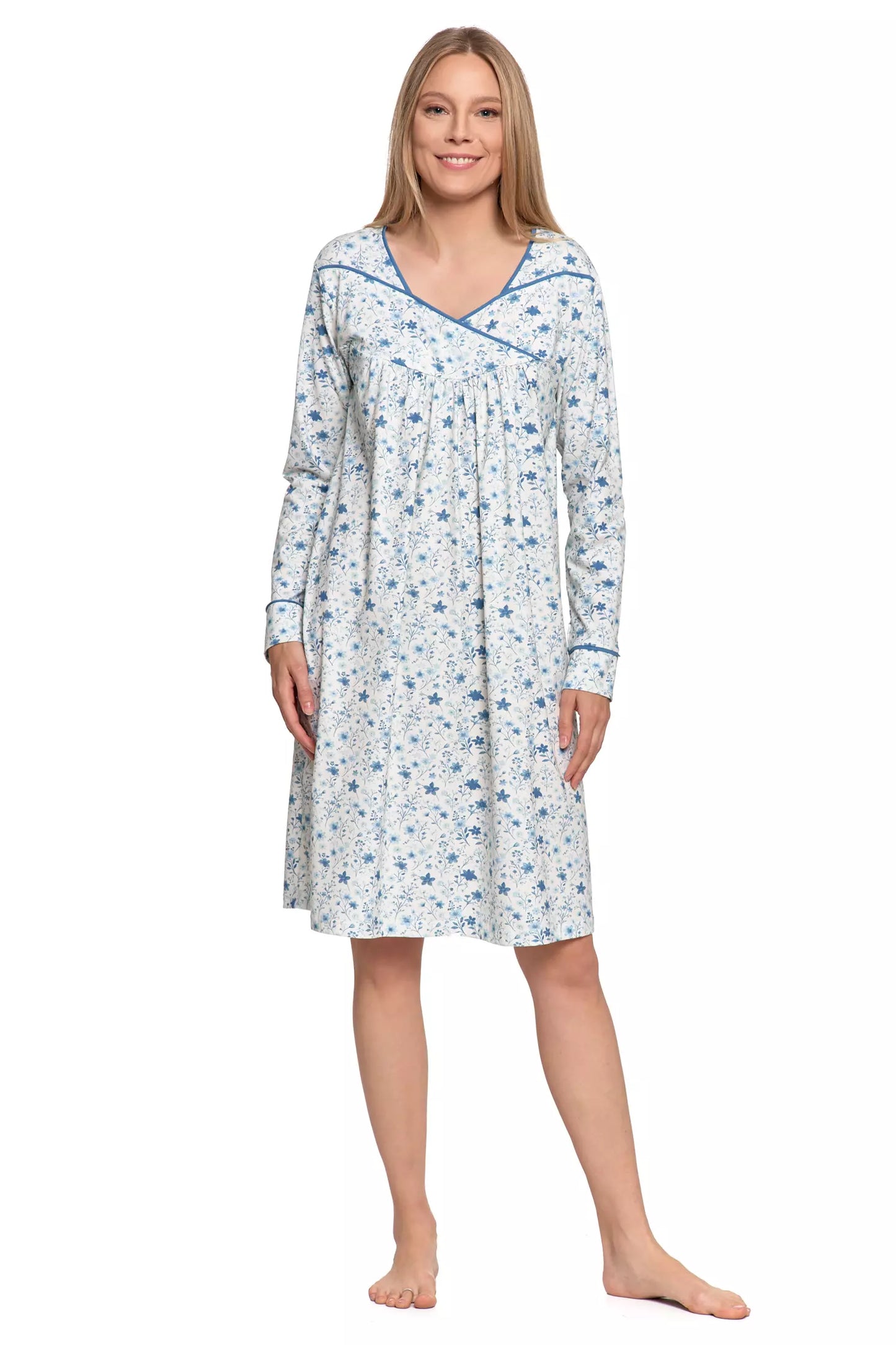 Camasa de noapte inflorata