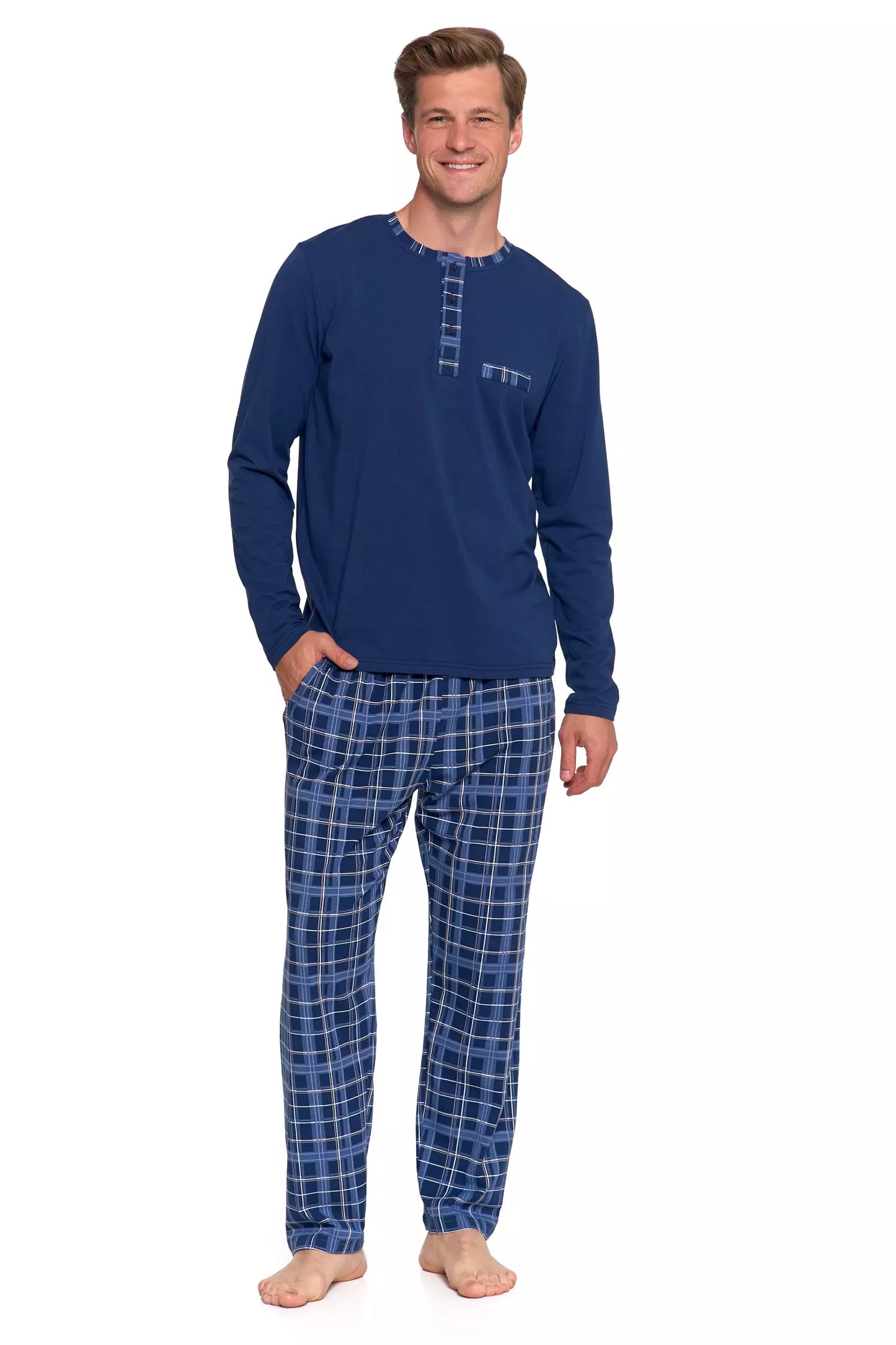 Pijamale barbati cu maneca lunga și pantaloni in carouri