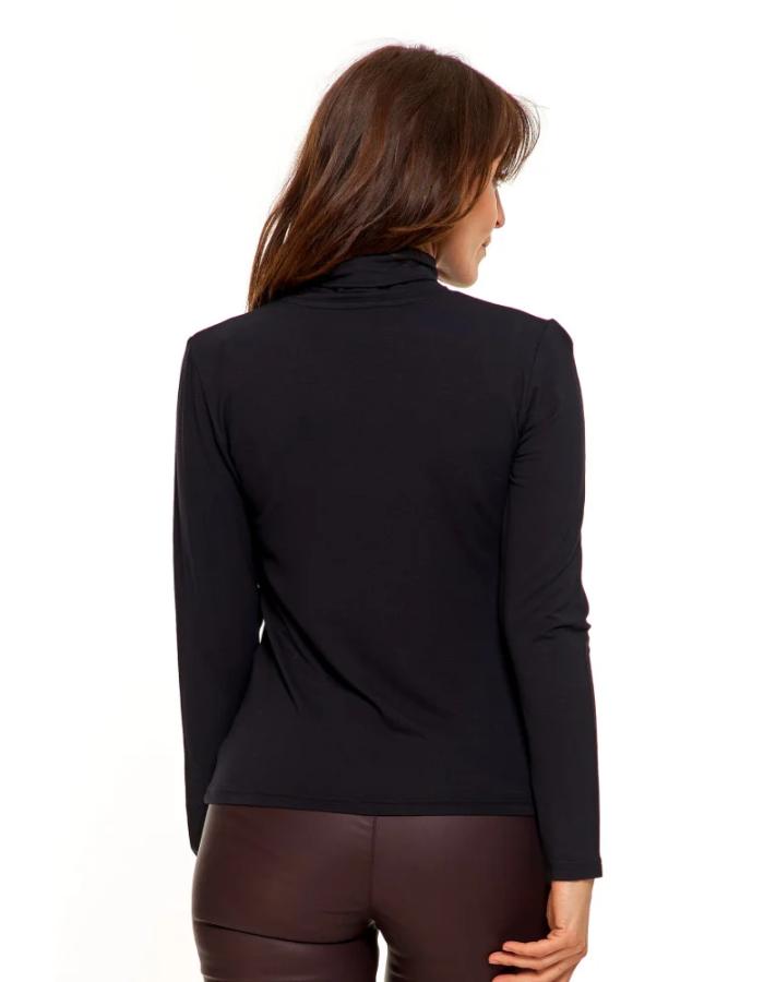 O bluza clasică din bumbac